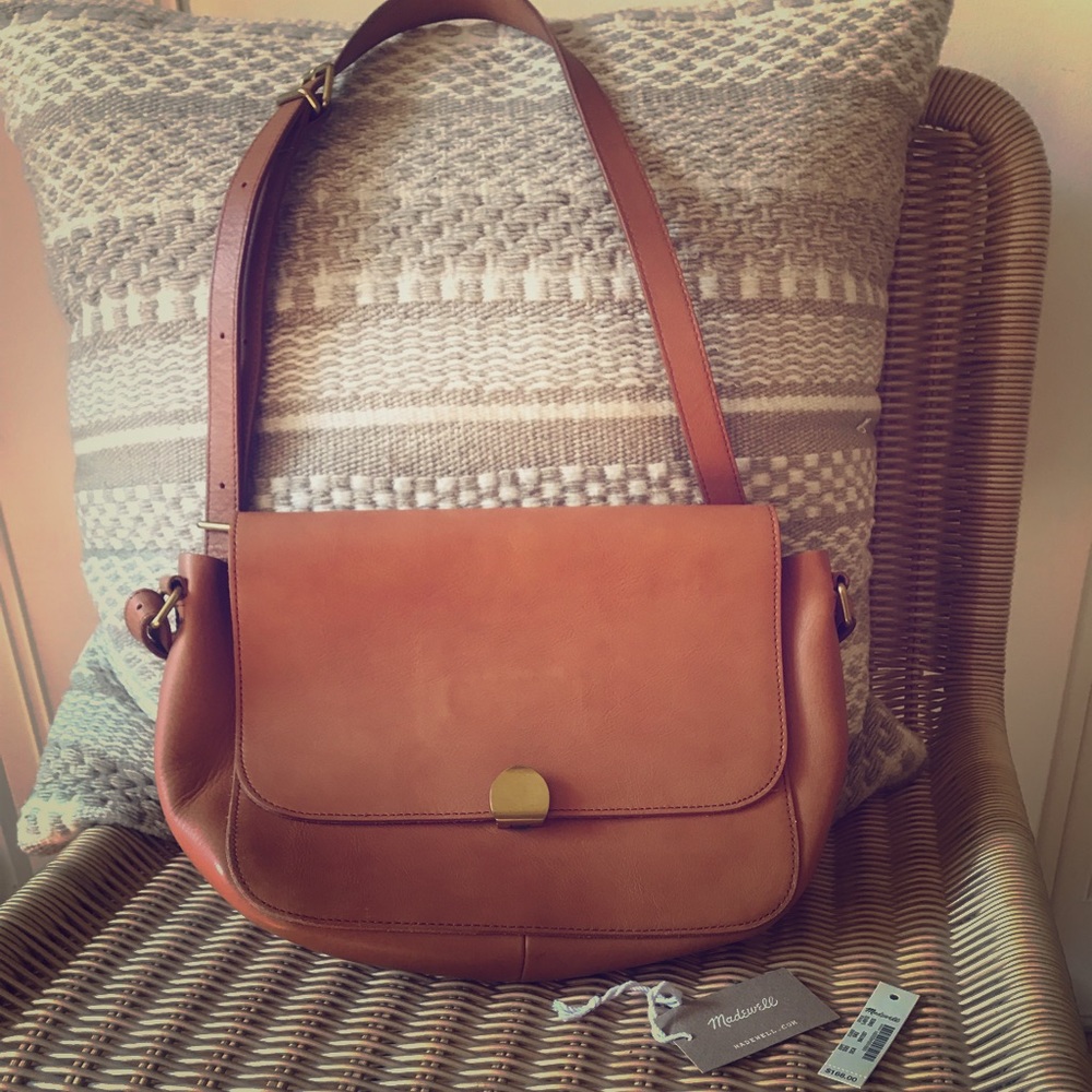 Madewell Abroad Shoulder Bag - Desert Camel